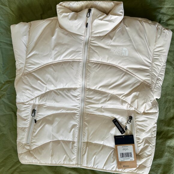 The North Face NSE 2000 puffer jacket in white - Picture 7 of 9